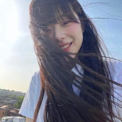 茜色如烧